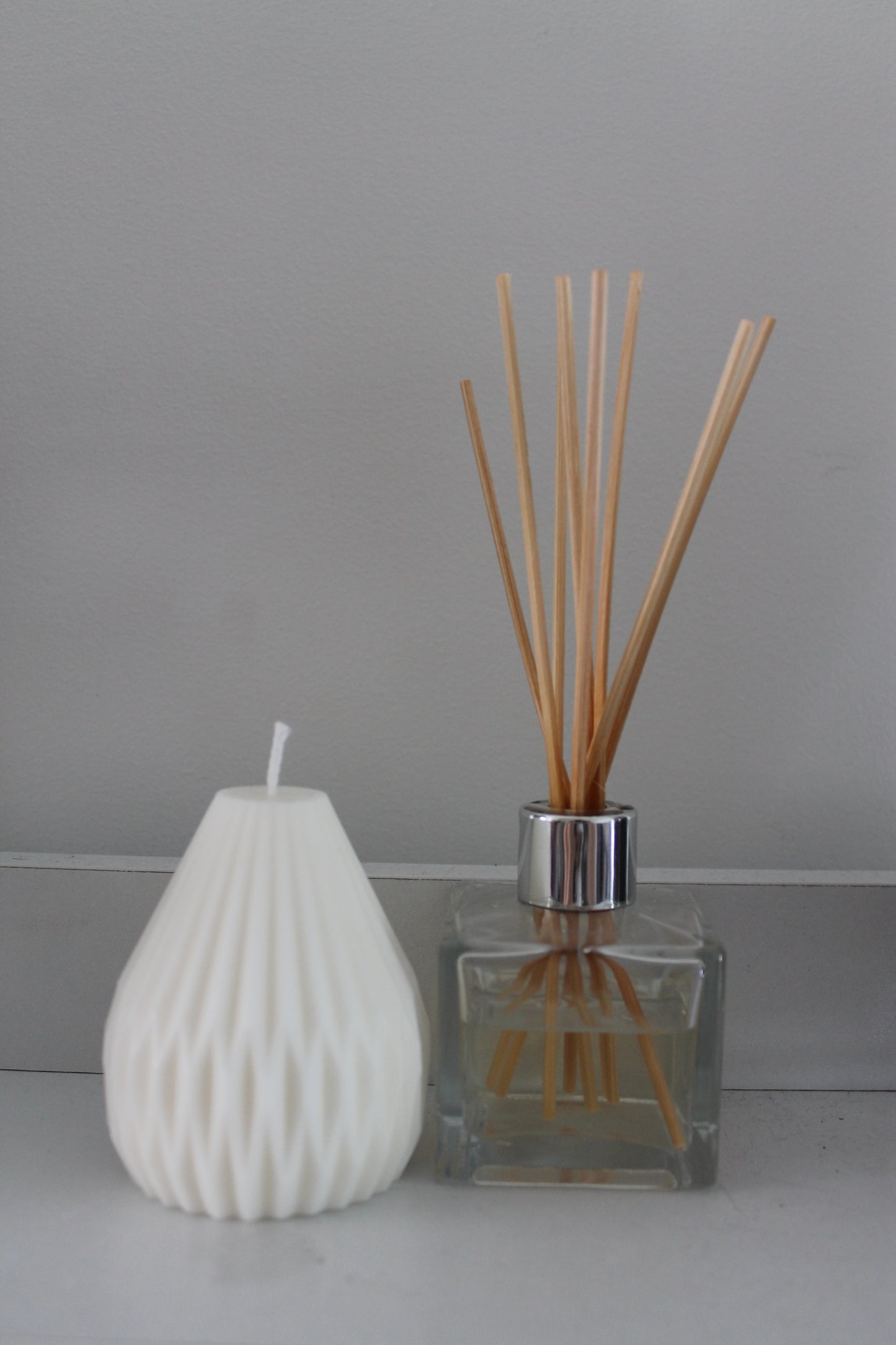 Geometric Pear Candle