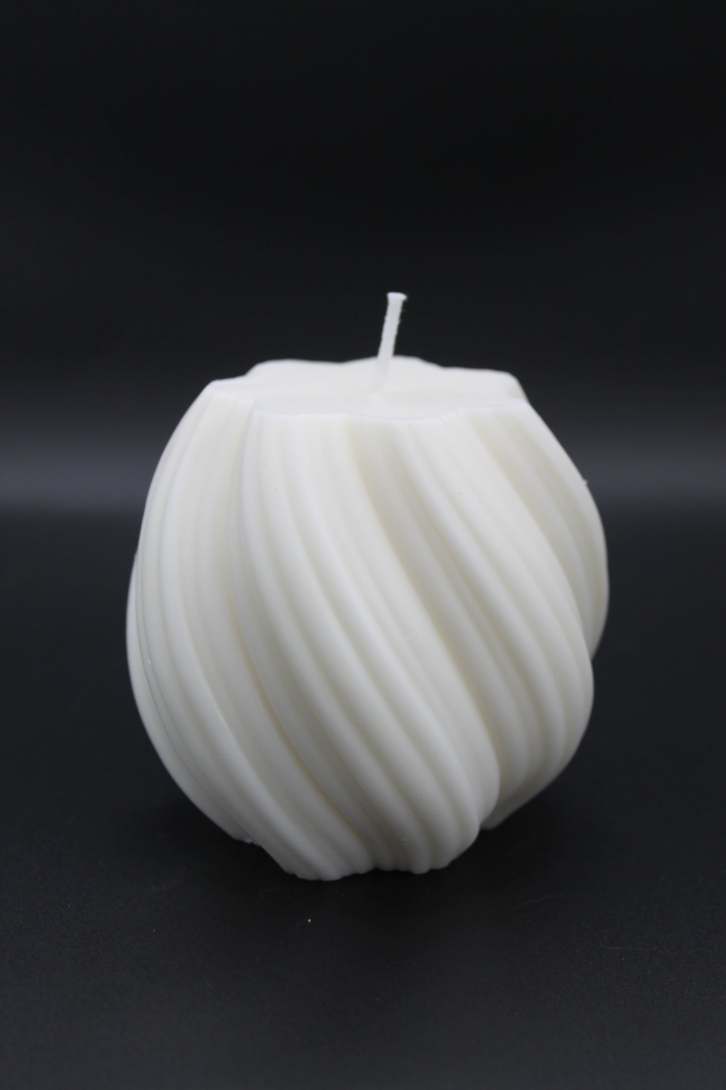 Geometric Wave Candle